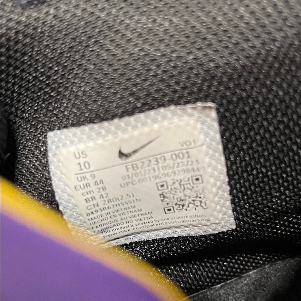 Black & Purple Men's Athletic Sneakers with Gold Accents - Picture 6 of 7